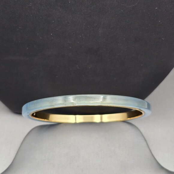 J Crew Blue Lucite Bangle Bracelet 7.75" Gold‑Tone Preppy Style - Picture 2 of 6